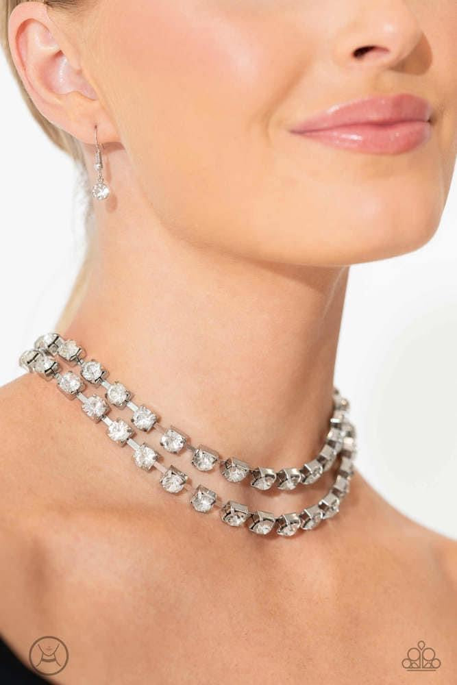 Paparazzi - Glistening Gallery - White Choker