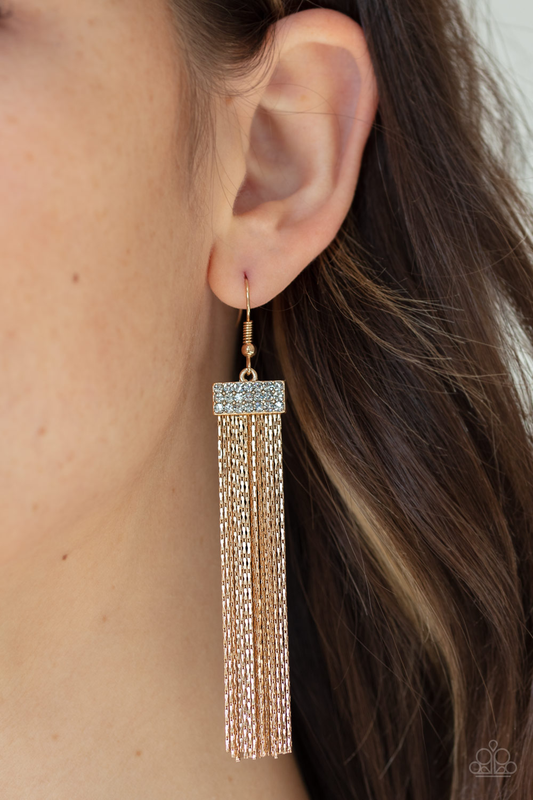 Paparazzi - Twinkling Tapestry Gold Earring