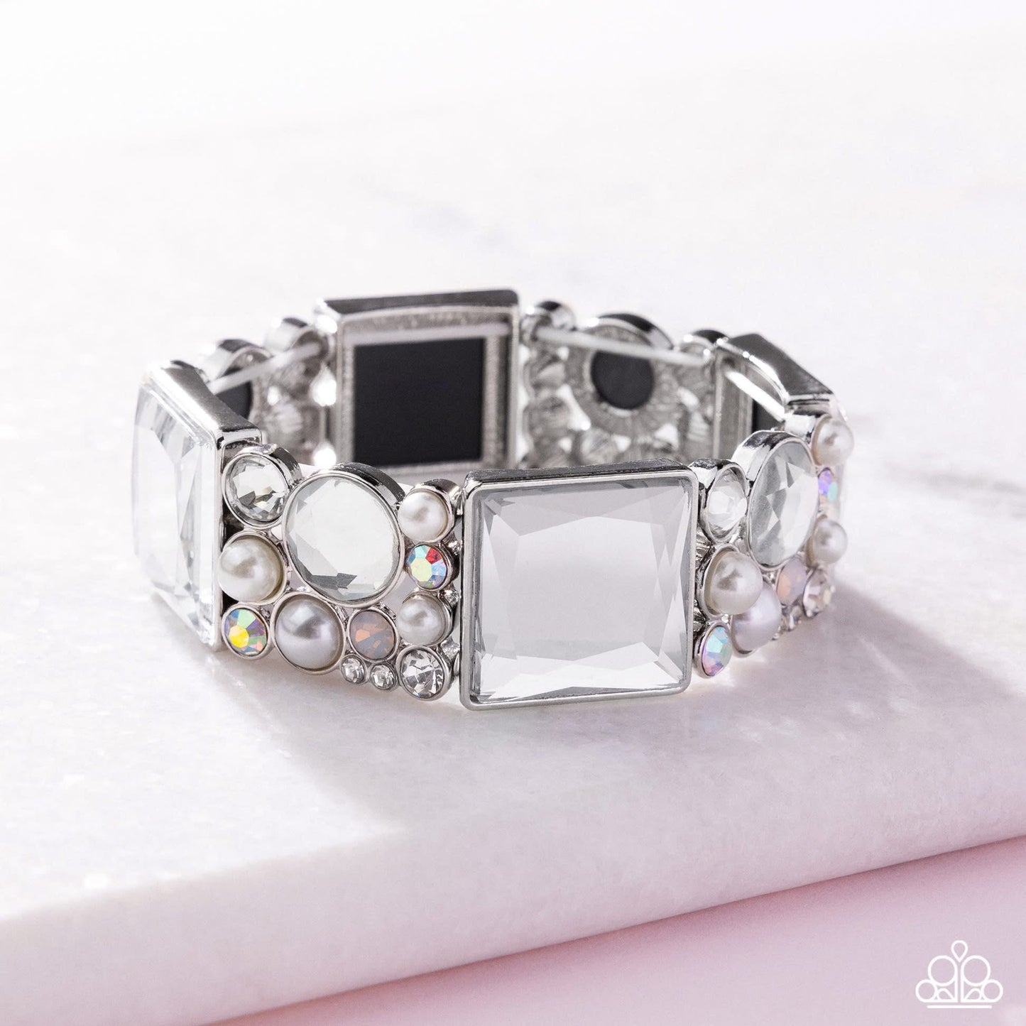 Paparazzi - Glam to the Max - White Bracelet