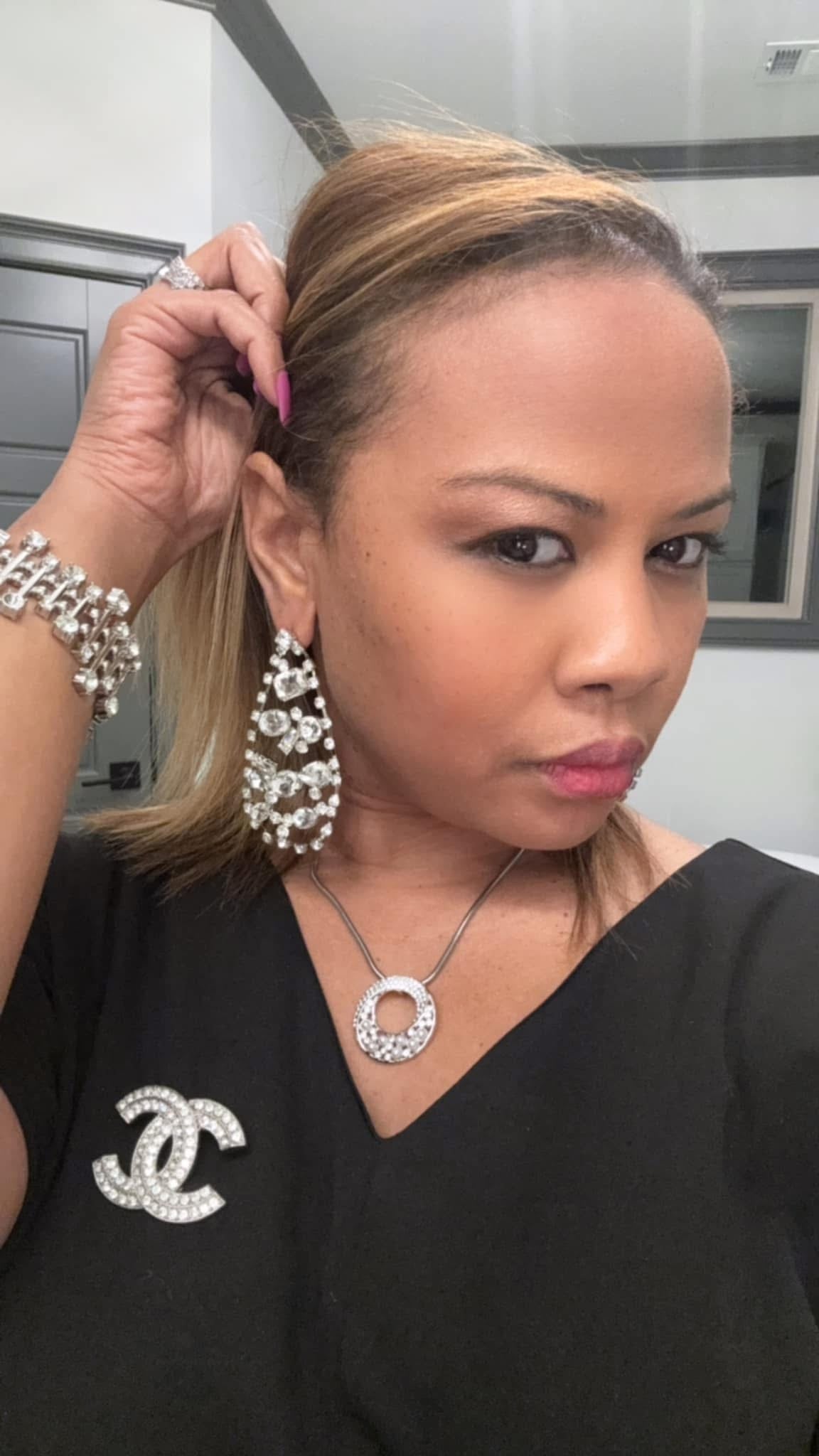 Paparazzi - Giant Glitter - White Post Earrings