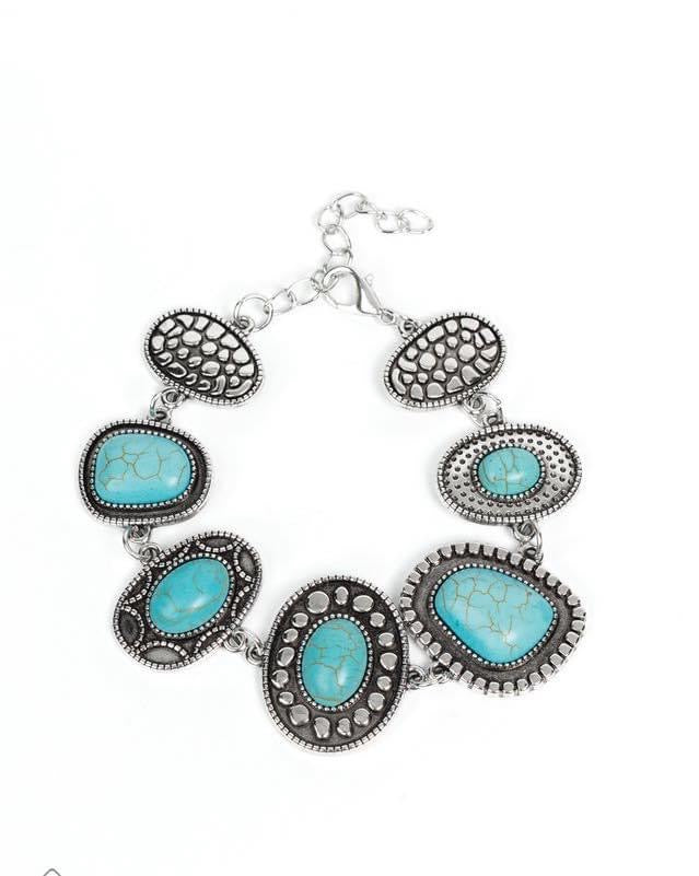 Paparazzi - Simply Santa Fe - Complete Trend Blend Fashion Fix Set