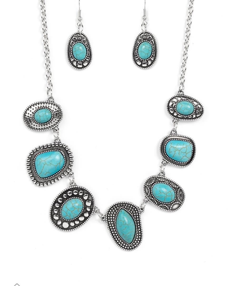 Paparazzi - Simply Santa Fe - Complete Trend Blend Fashion Fix Set