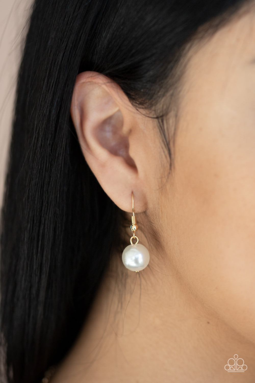 Paparazzi - Prized Pearls - Gold Necklace