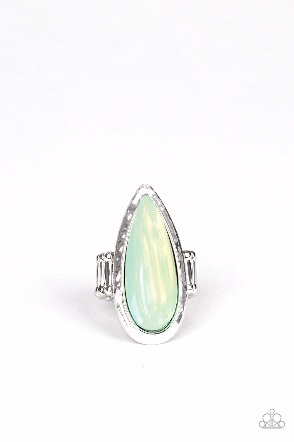 Paparazzi - Opal Oasis - Green Ring