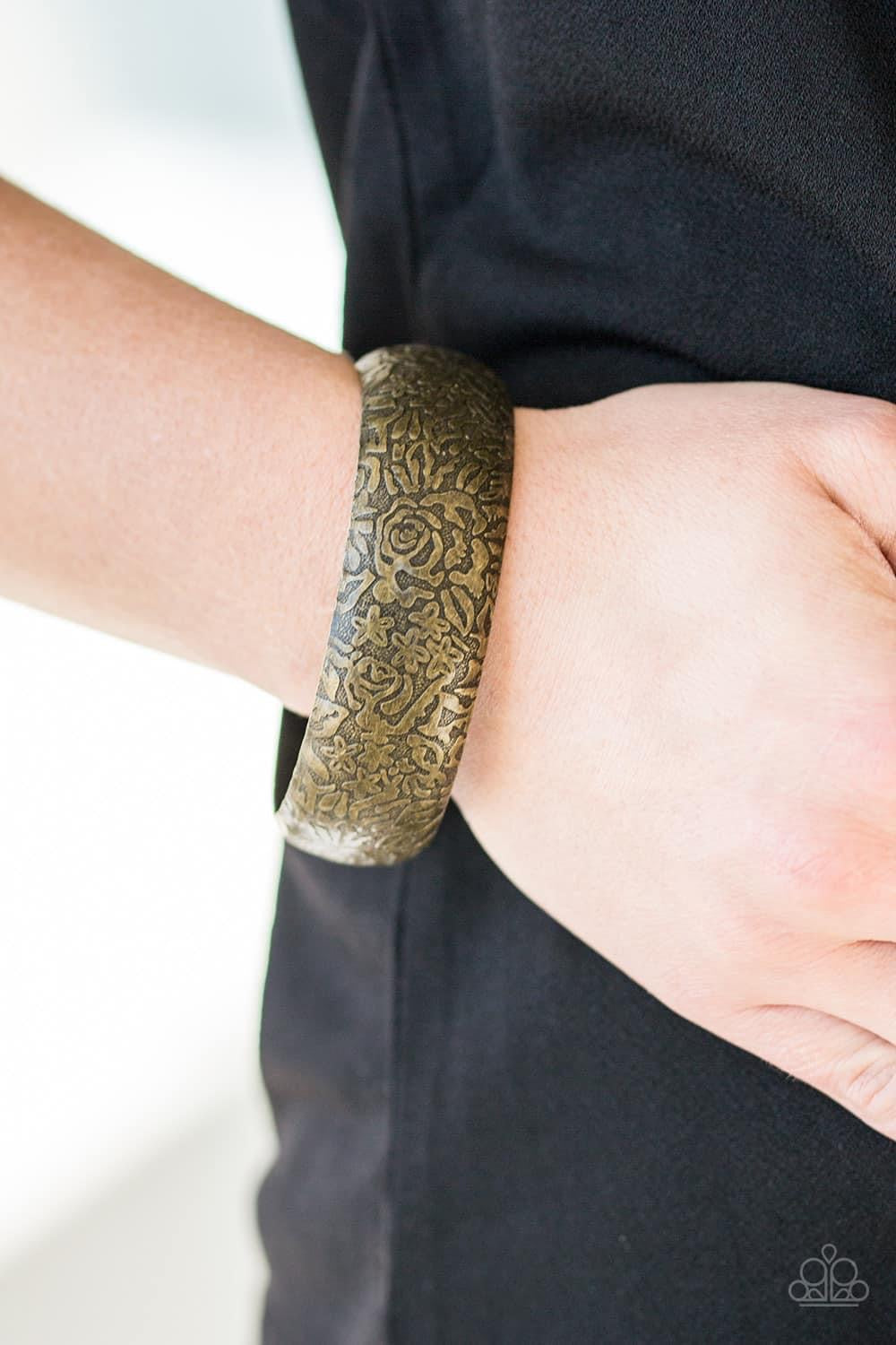 Paparazzi - Garden Villa Brass Bracelet