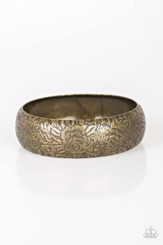 Paparazzi - Garden Villa Brass Bracelet