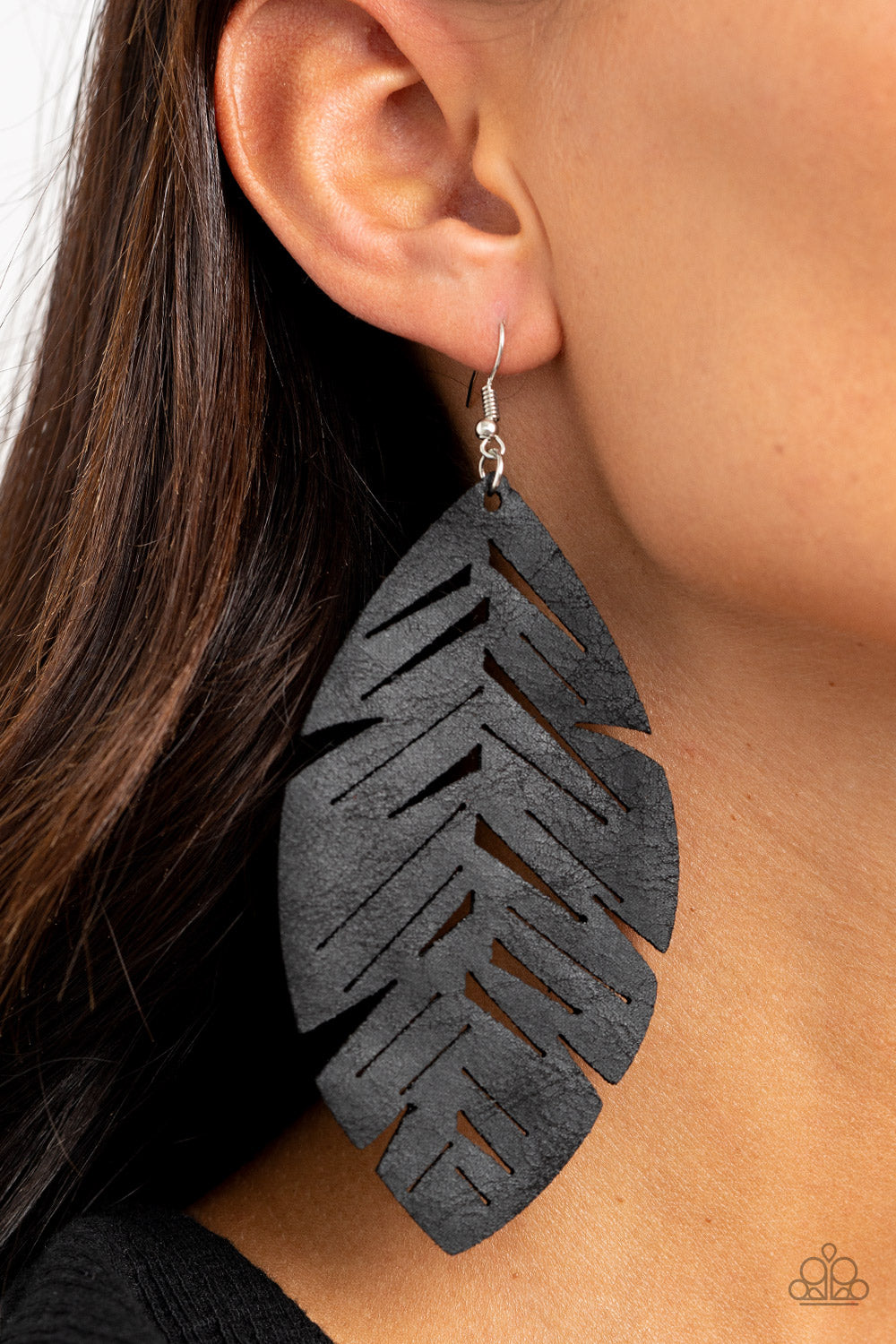Paparazzi - I Want To Fly - Black Earrings