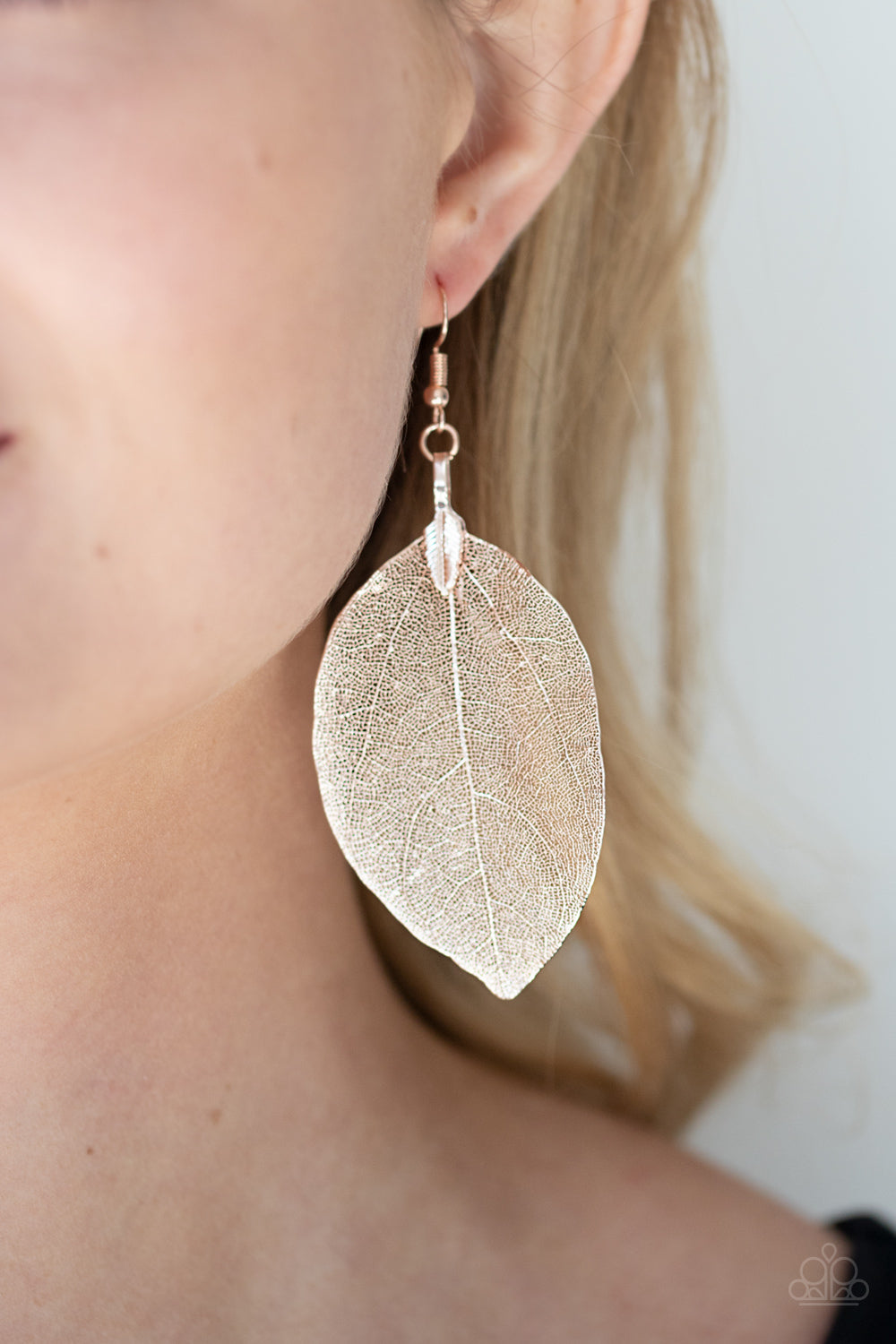 Paparazzi- Leafy Legacy - Rose Gold Earrings