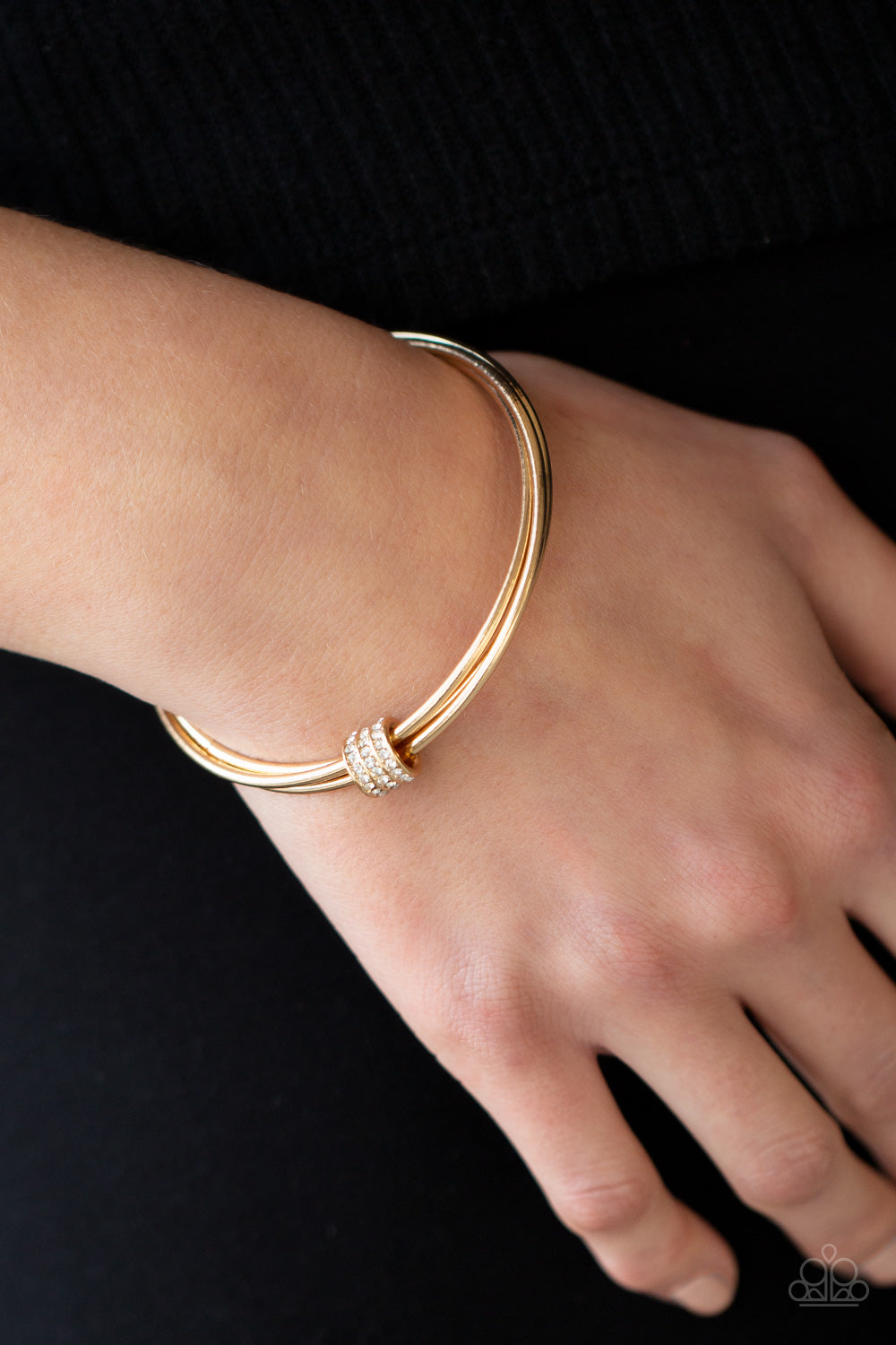 Paparazzi - Roll Out The Rhinestones - Gold Bracelet