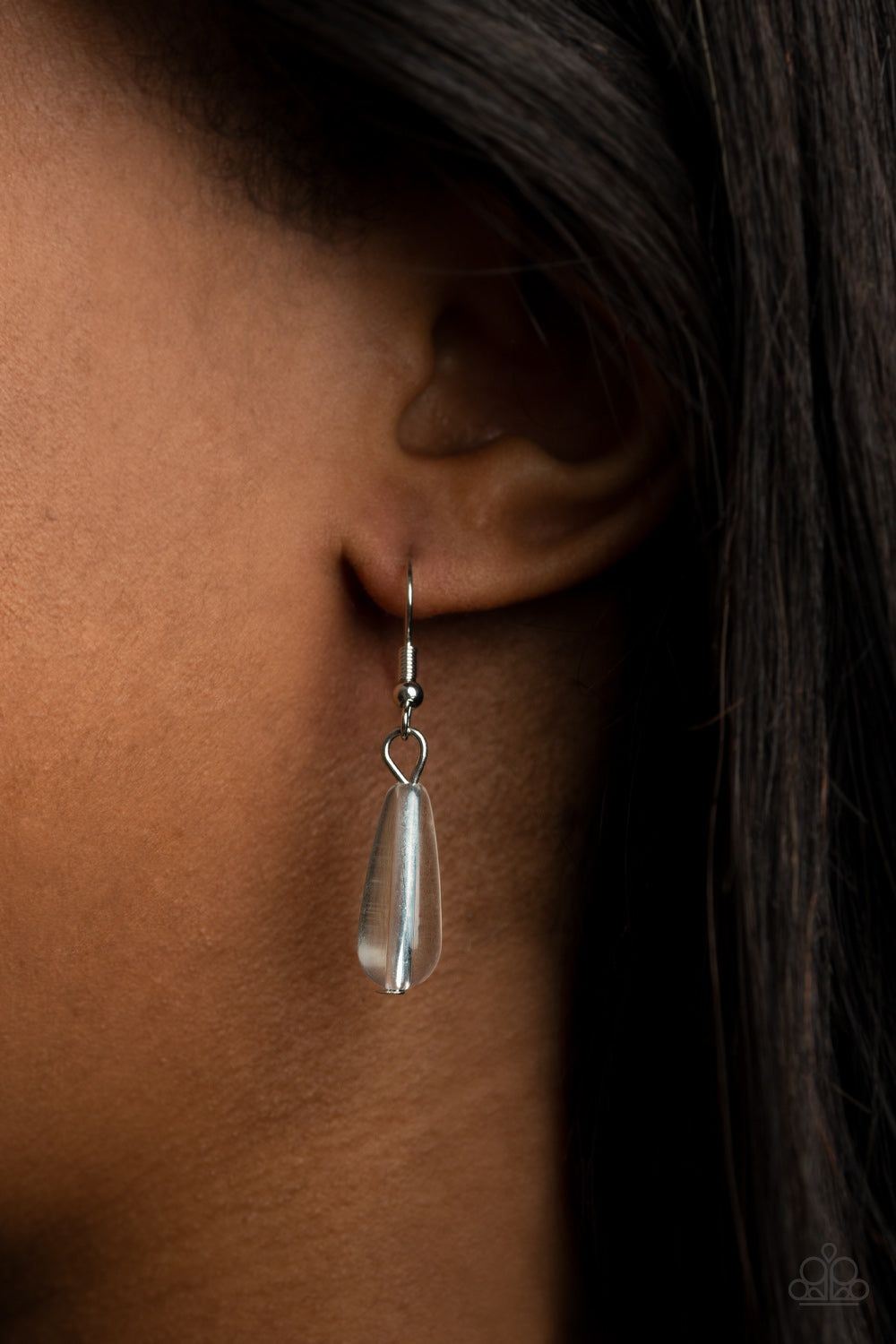 Paparazzi - Dripping With DIVA-ttitude - White Necklace