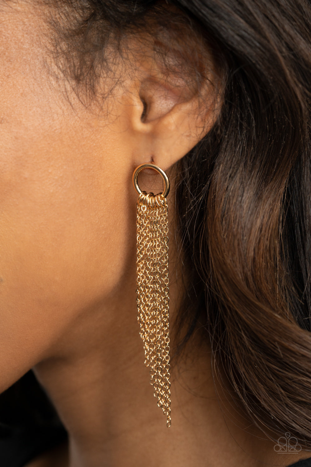 Paparazzi - Divinely Dipping - Gold Post Earrings