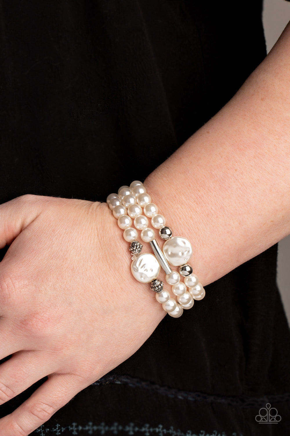 Paparazzi- Exquisitely Elegant - White Bracelet