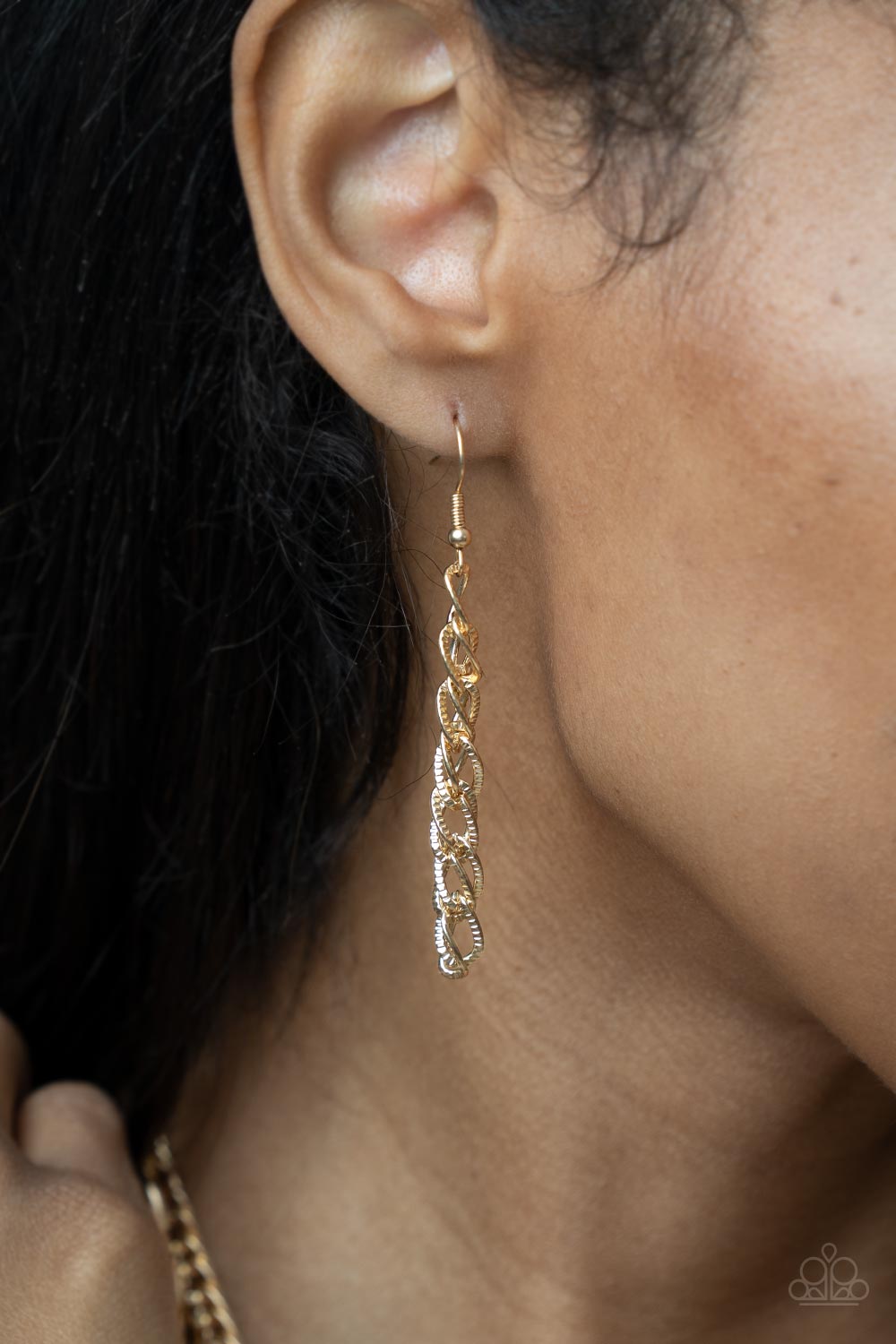 Paparazzi - Chain of Champions - Gold Necklace
