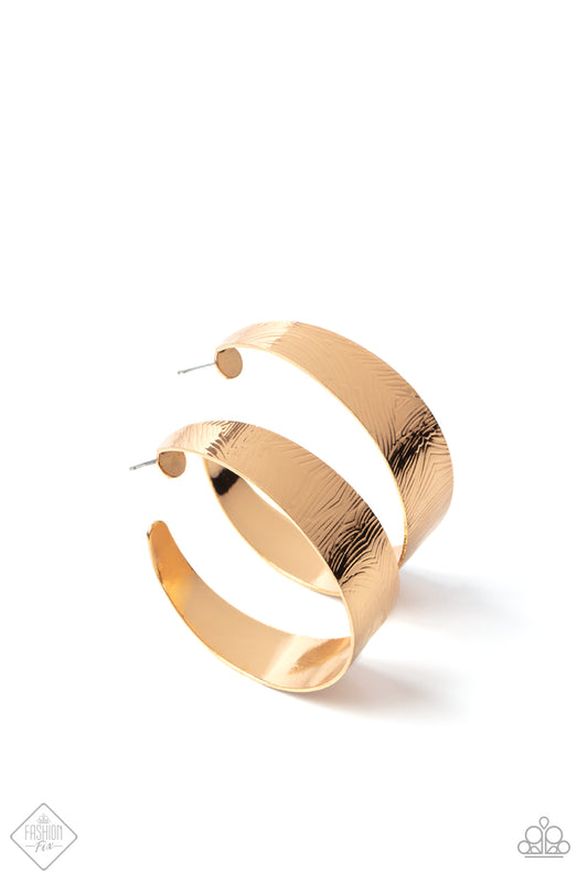 Paparazzi - Curve Crushin - Gold Bracelet