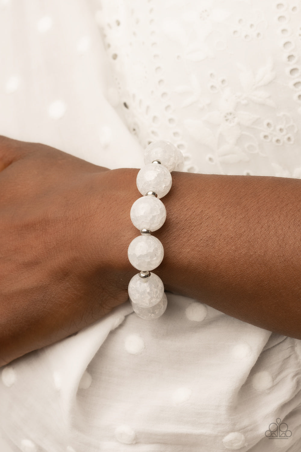 Paparazzi - Arctic Affluence - White Bracelet