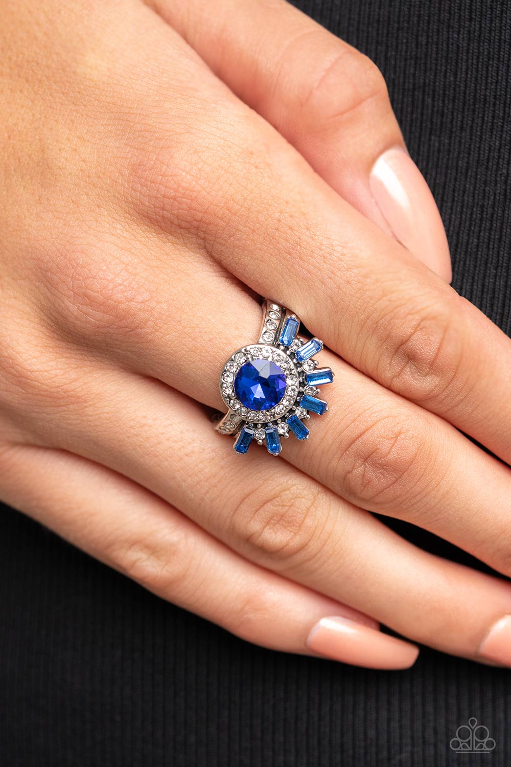 Paparazzi - Ravishing Radiance - Blue Ring