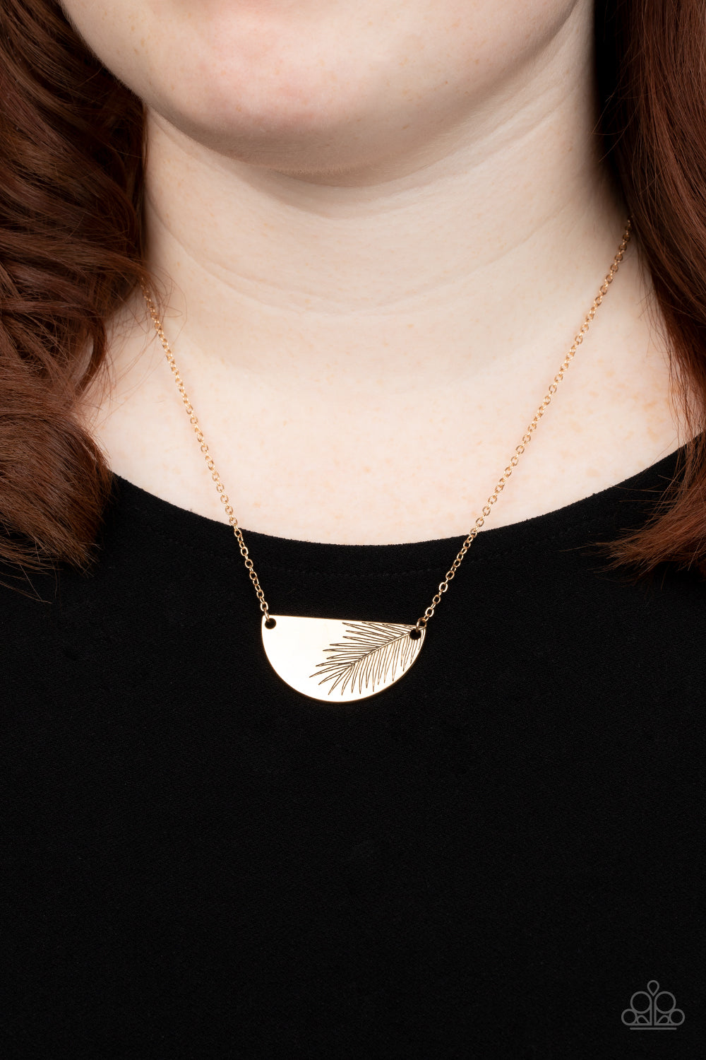 Paparazzi - Cool, PALM, and Collected - Gold Choker Necklace