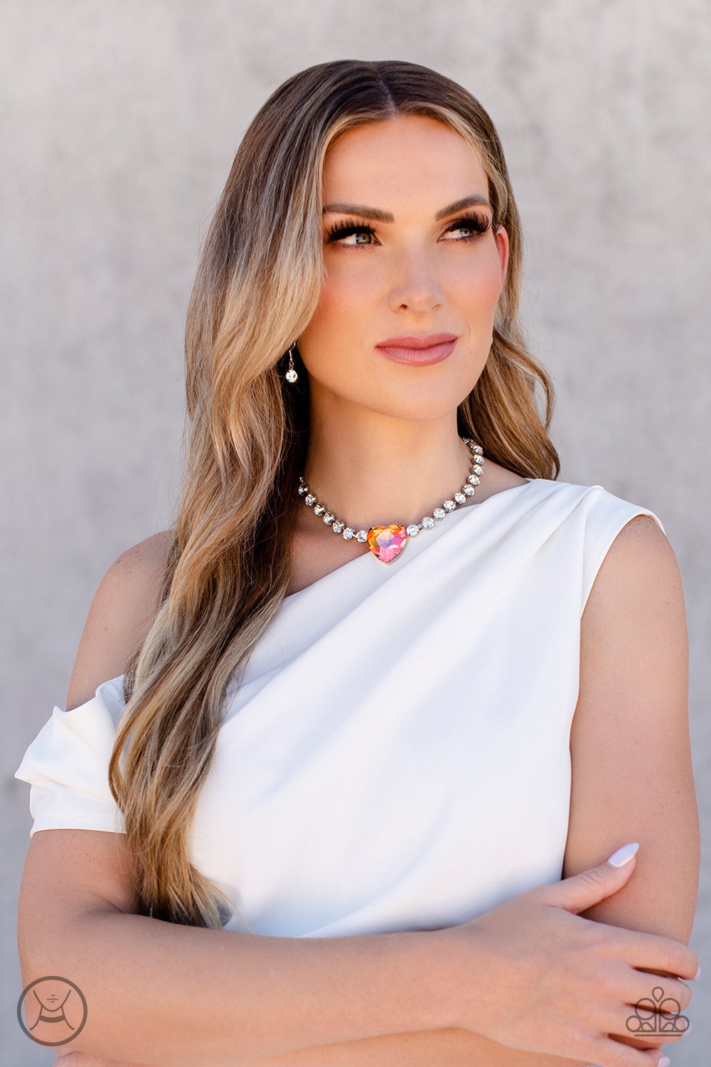 Paparazzi- Heart in My Throat - Orange Necklace