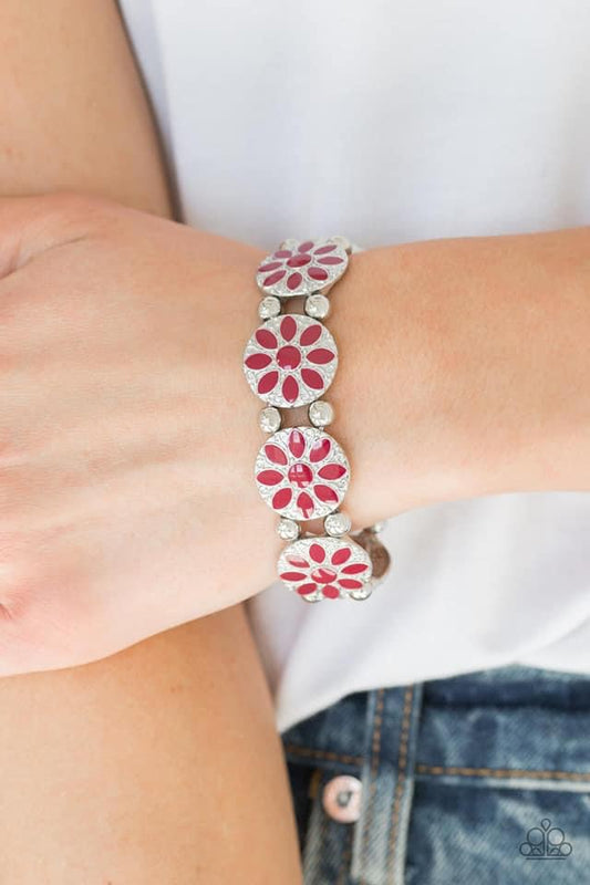 Paparazzi - Dancing Dahlias - Red Bracelet