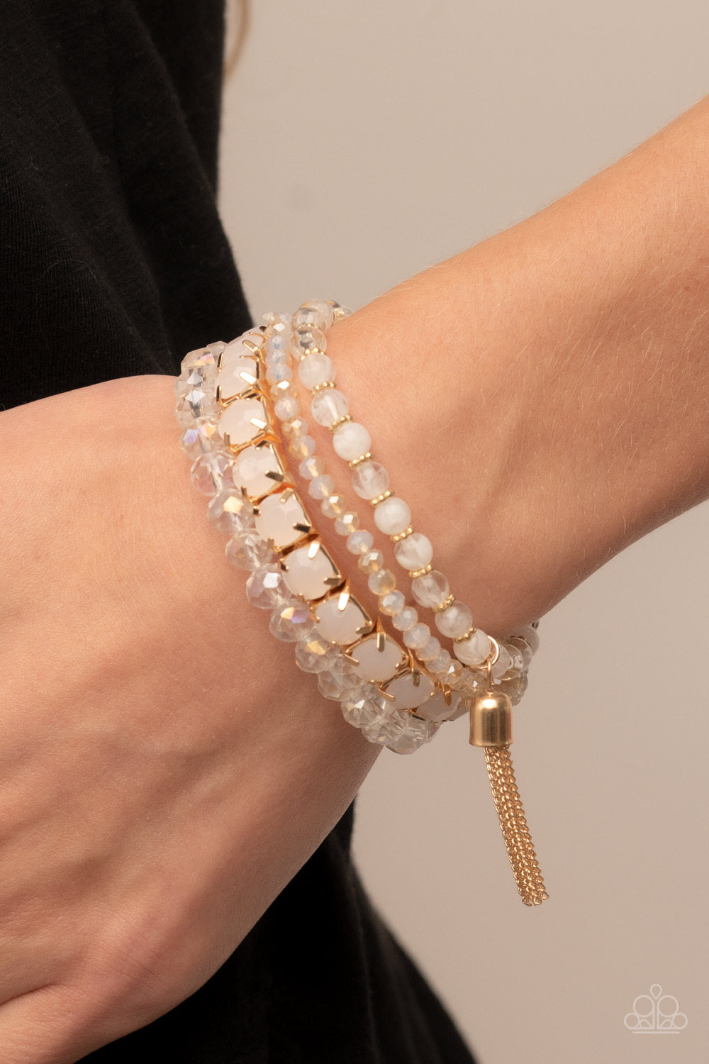 Paparazzi - Day Trip Trinket - Gold Bracelet