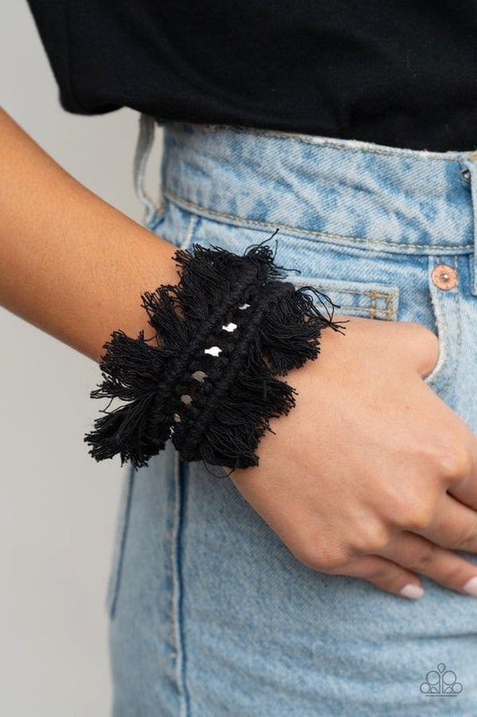 Paparazzi- Homespun Hardware - Black Bracelet