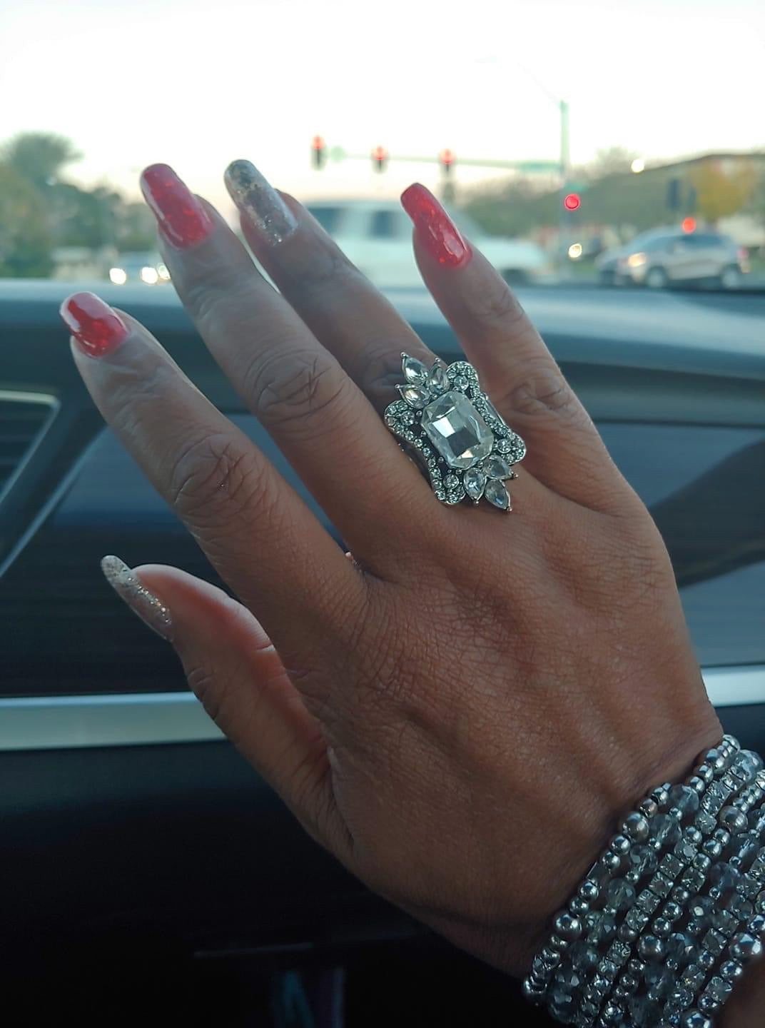 Paparazzi - Things That Go Boom White Ring