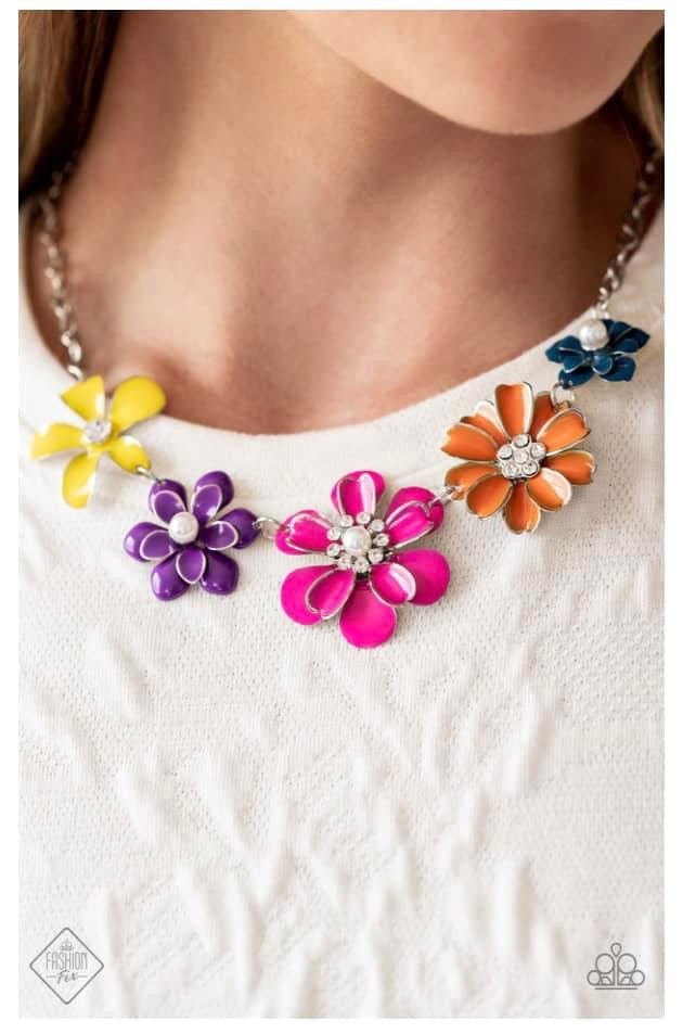 Paparazzi - Glimpses of Malibu - Complete Trend Blend Fashion Fix Set