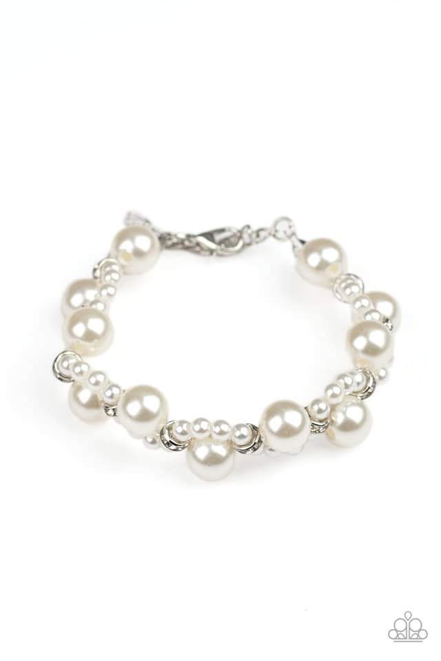 Paparazzi - Utmost Uptown White Pearl Bracelet