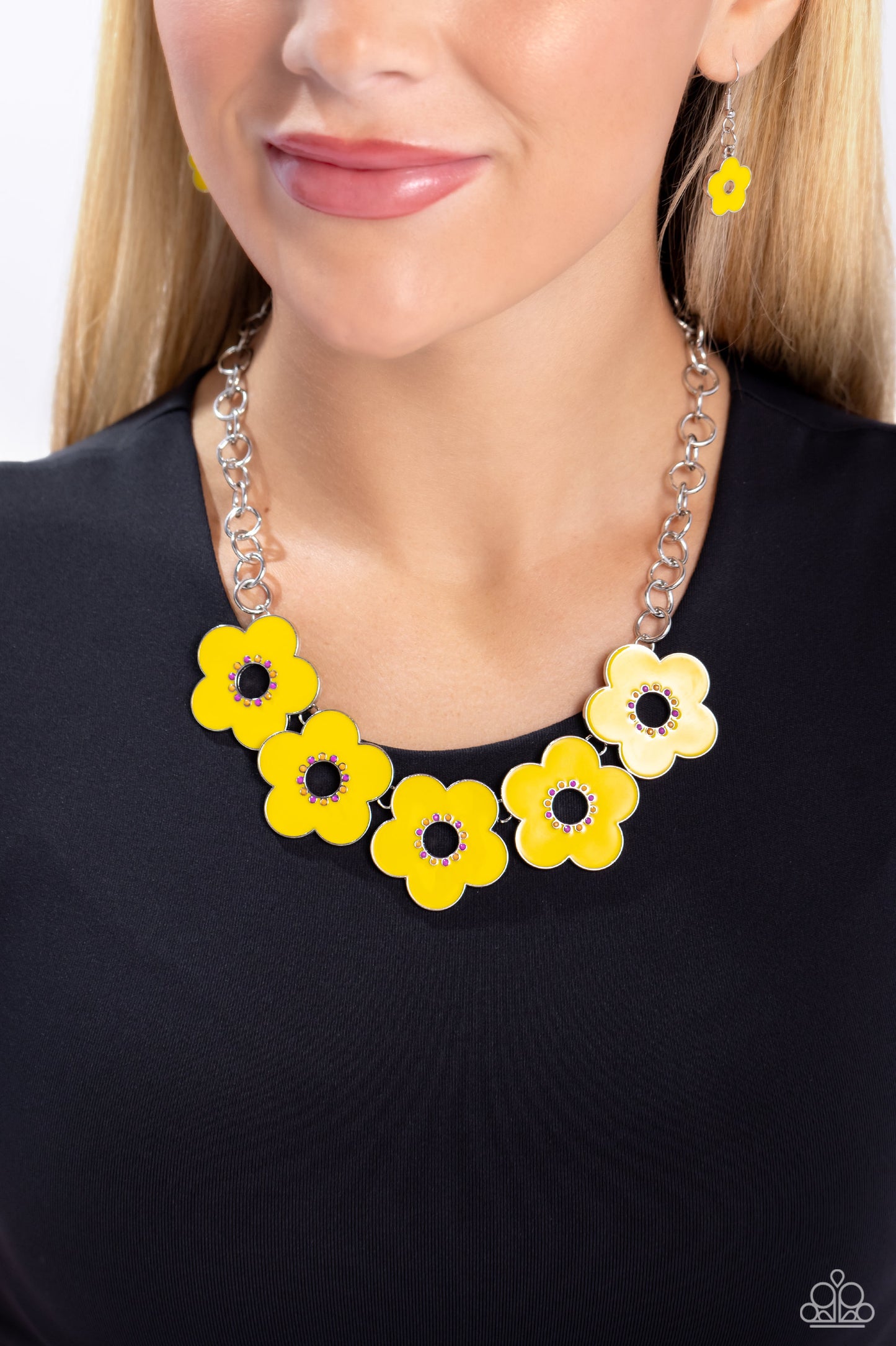 Paparazzi - Cartoon Couture - Yellow Necklace