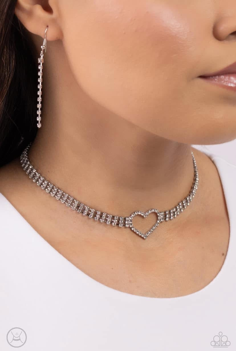 Paparazzi -  Rows of Romance - White Necklace