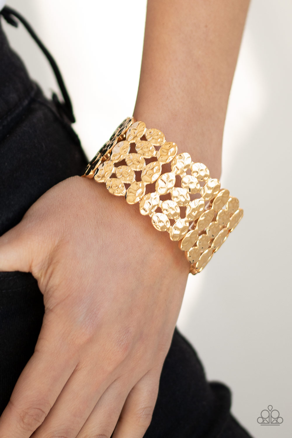 Paparazzi - Tectonic Texture - Gold Braclet