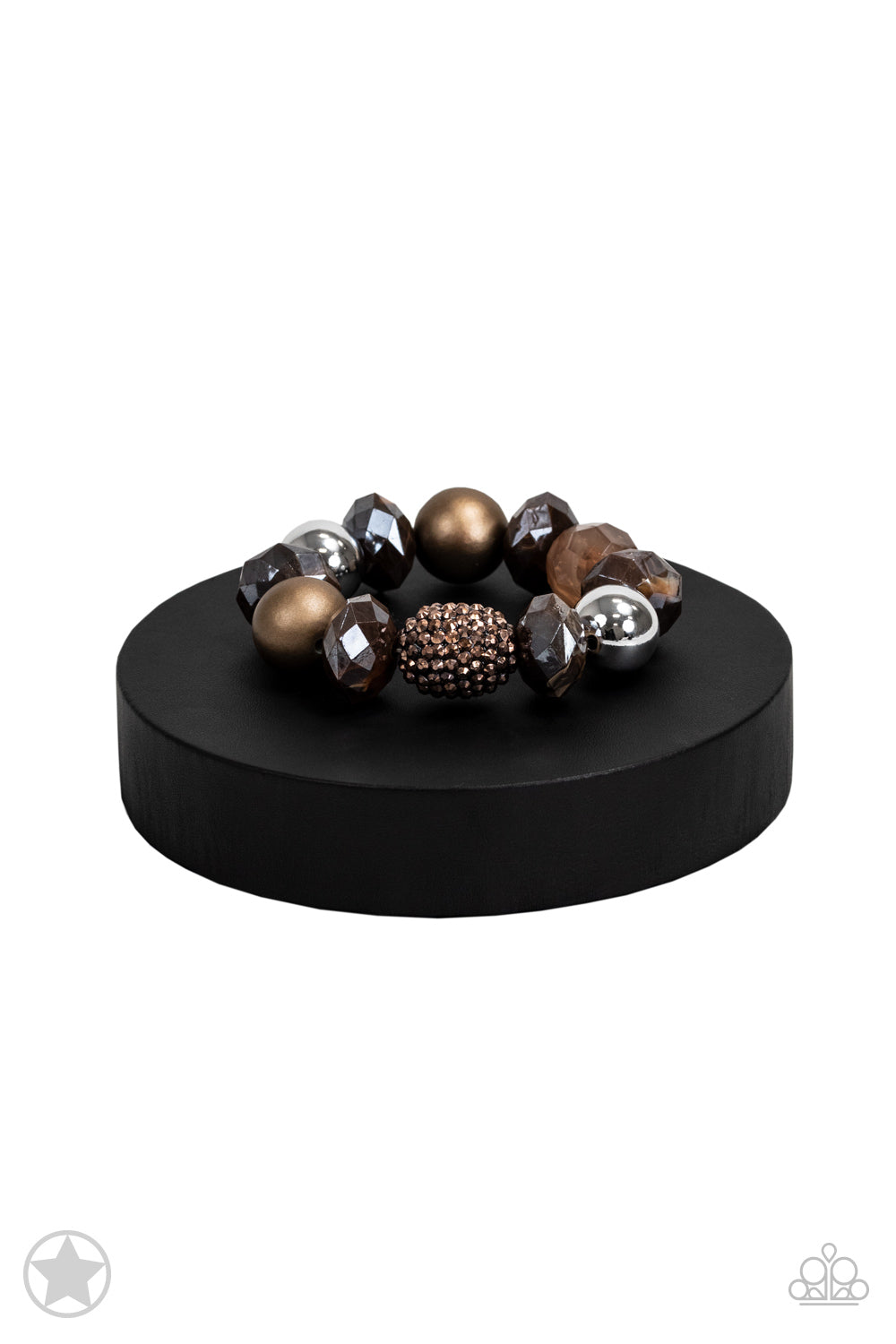 Paparazzi - All Cozied Up Blockbuster Bracelet