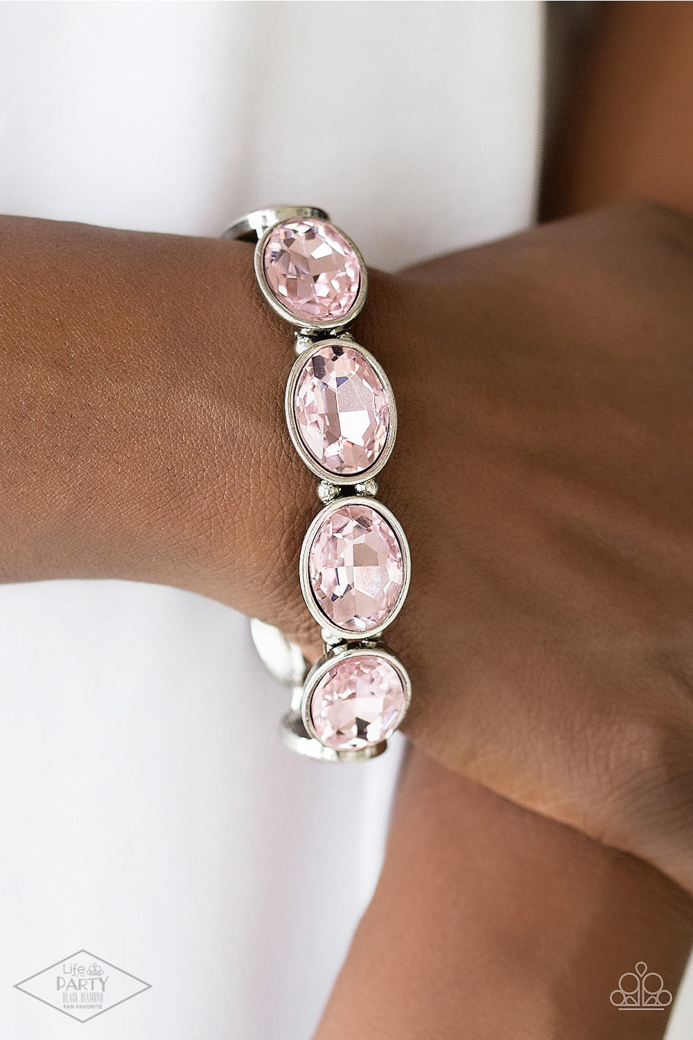 Paparazzi - DIVA In Disguise - Pink Bracelet