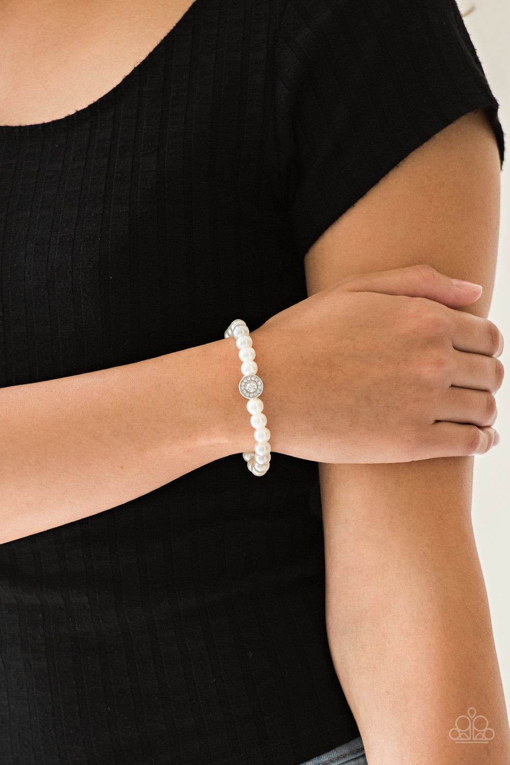 Paparazzi - Follow My Lead - White Bracelet