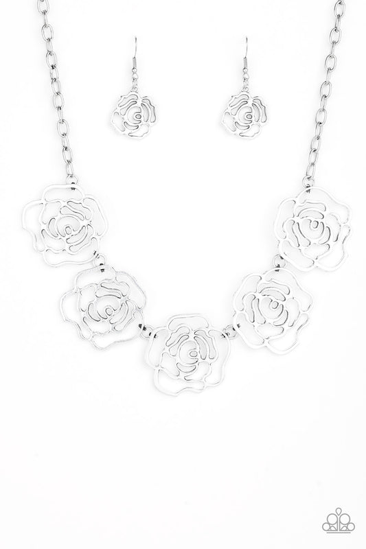 Paparazzi - Budding Beauty - Silver Necklace
