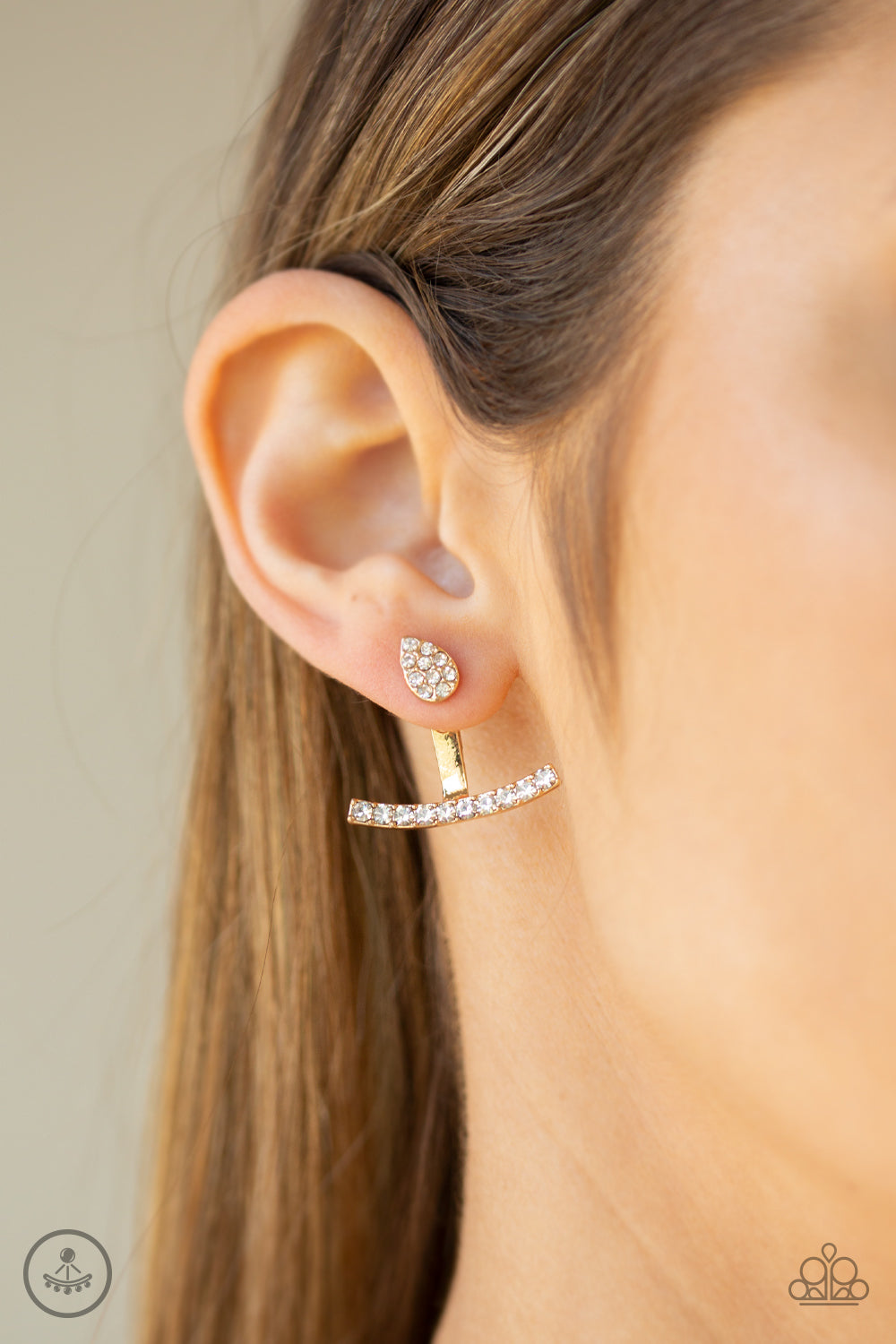 Paparazzi - Glowing Glimmer - Gold Earrings