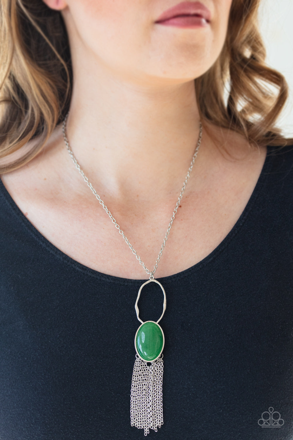 Paparazzi- Dewy Desert - Green Necklace