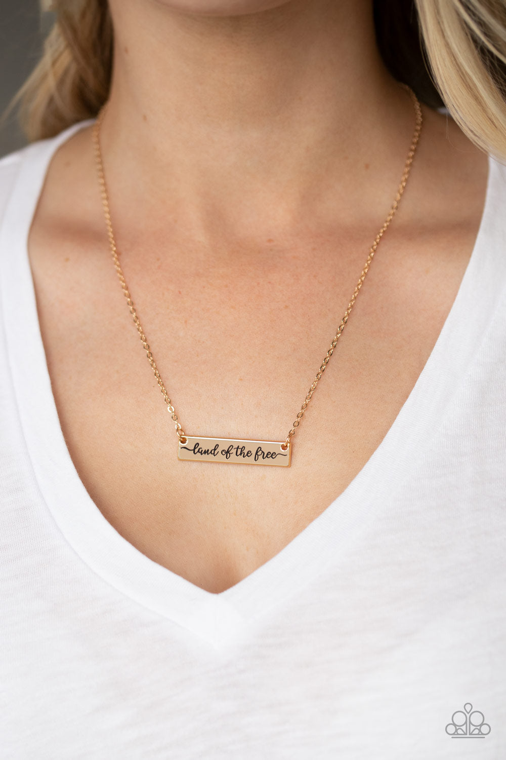 Paparazzi - Land Of The Free - Gold Necklace