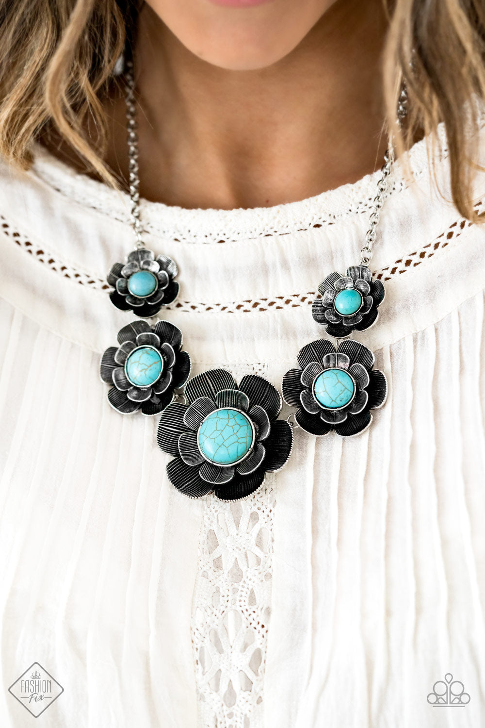 Paparazzi - Bountiful Badlands - Blue Necklace