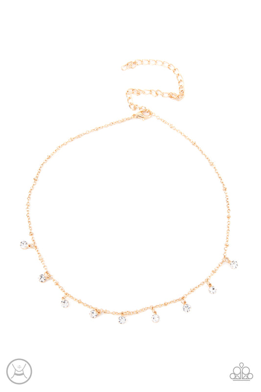 Paparazzi- Dainty Diva - Gold Choker