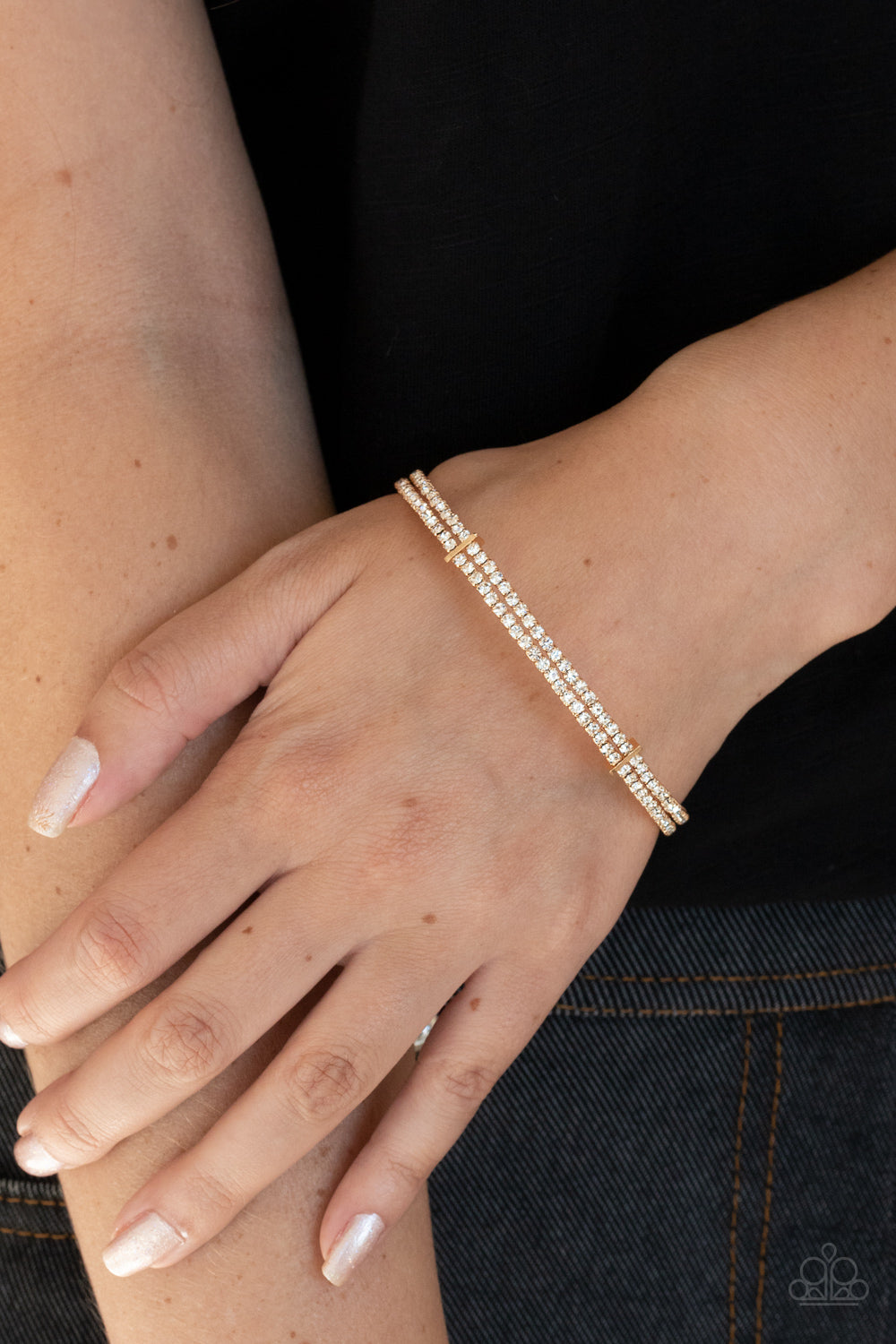 Paparazzi- Standout Opulence - Gold Bracelet