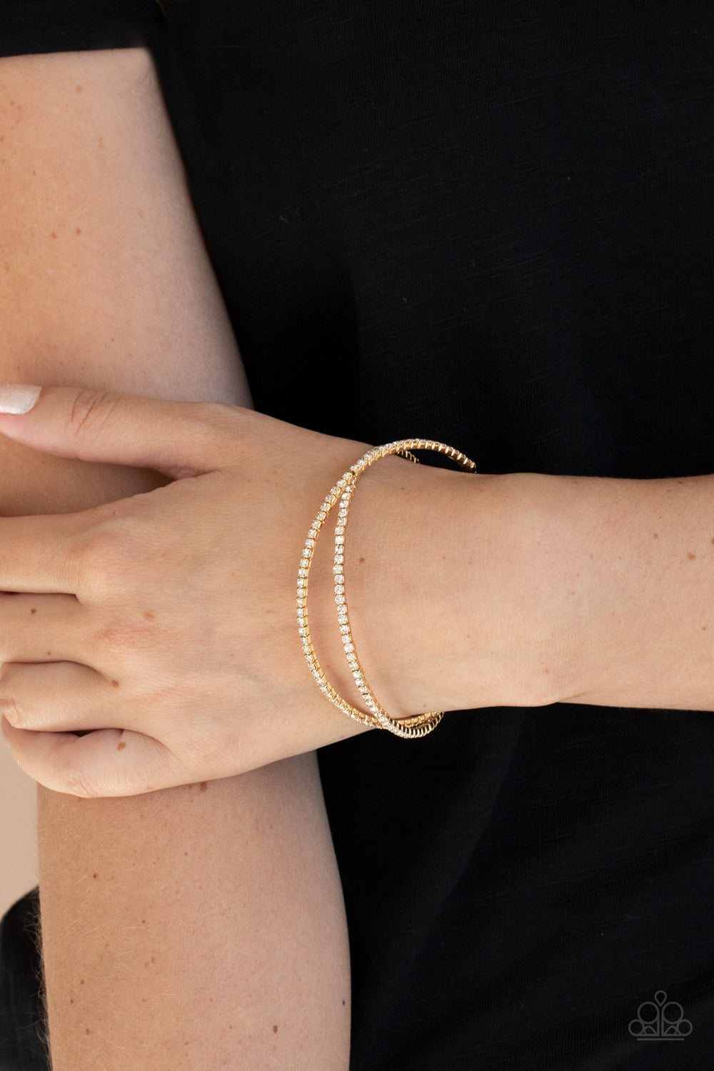 Paparazzi - Plus One Status - Gold Bracelet