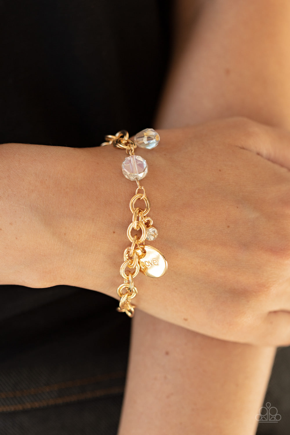 Paparazzi- Lovable Luster - Gold Bracelet