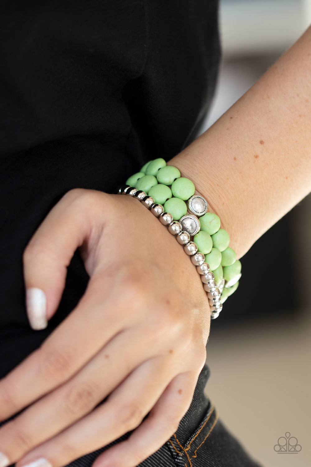 Paparazzi - Desert Verbena - Green Bracelet