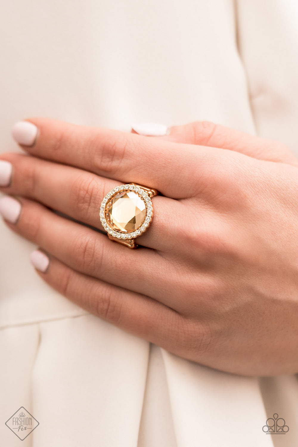 Paparazzi - Crown Culture - Gold Ring