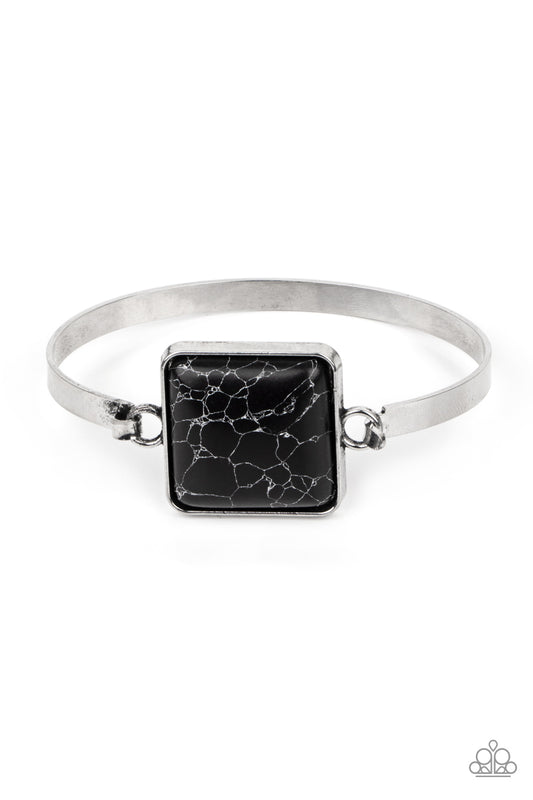 Paparazzi - Turning a CORNERSTONE - Black Bracelet