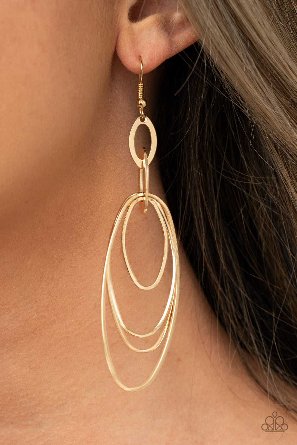 Paparazzi- OVAL The Moon - Gold Earrings