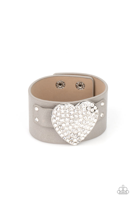 Paparazzi - Flauntable Flirt - Silver Bracelet