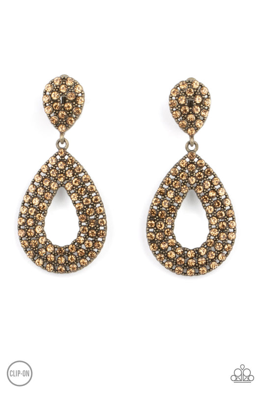 Paparazzi - Pack In The Pizzazz - Brass Earrings
