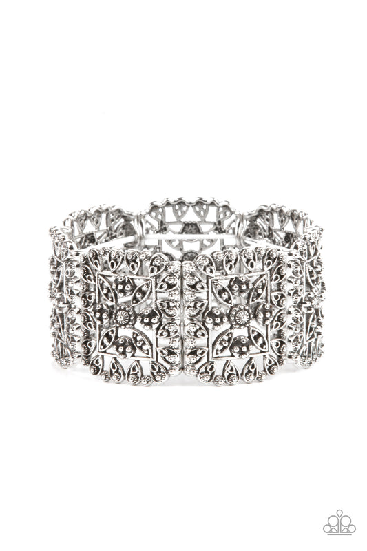 Paparazzi - Enchanted Vineyards - Silver Bracelet